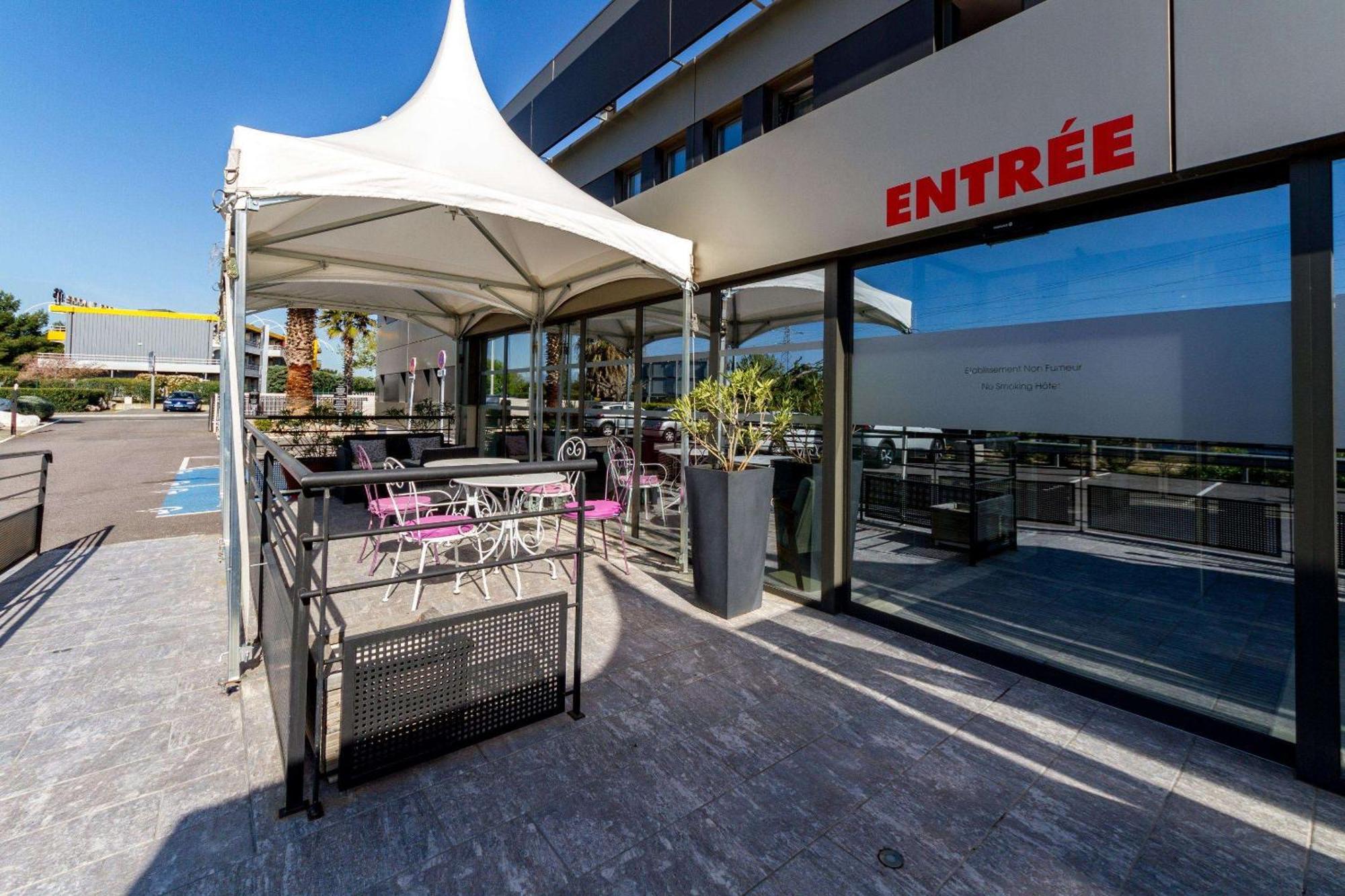 Brit Hotel Porte D'Espagne Перпинян Екстериор снимка